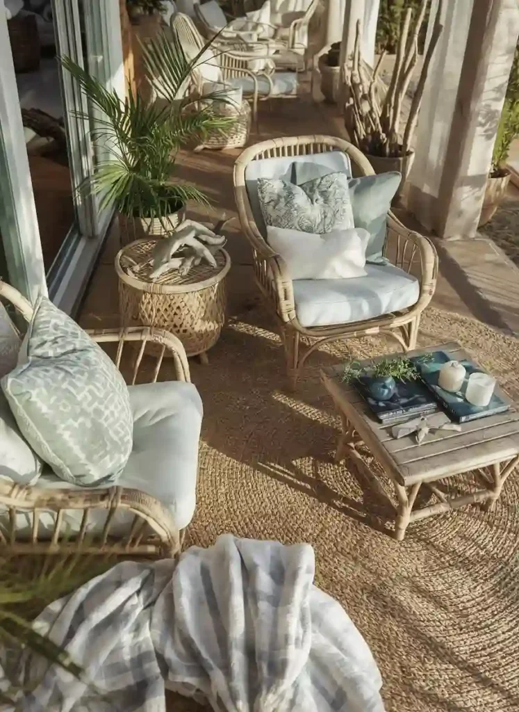 outdoor patio furniture